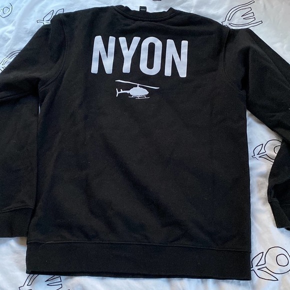 FLY NYON District Black Crewneck Sweatshirt - Picture 4 of 5